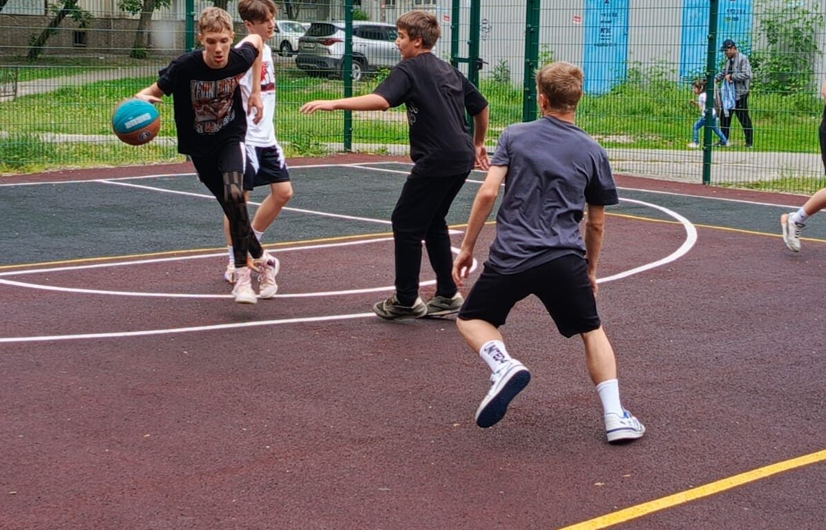 Спорт на муниципальных площадках